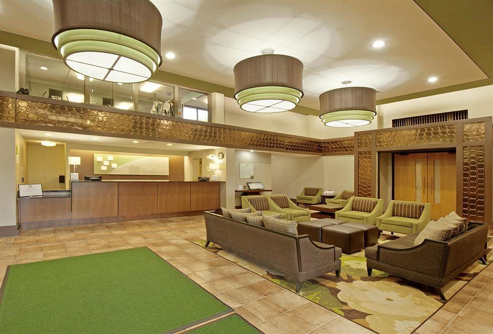 Holiday Inn Westbury-Long Island, An Ihg Hotel Carle Place Interior photo