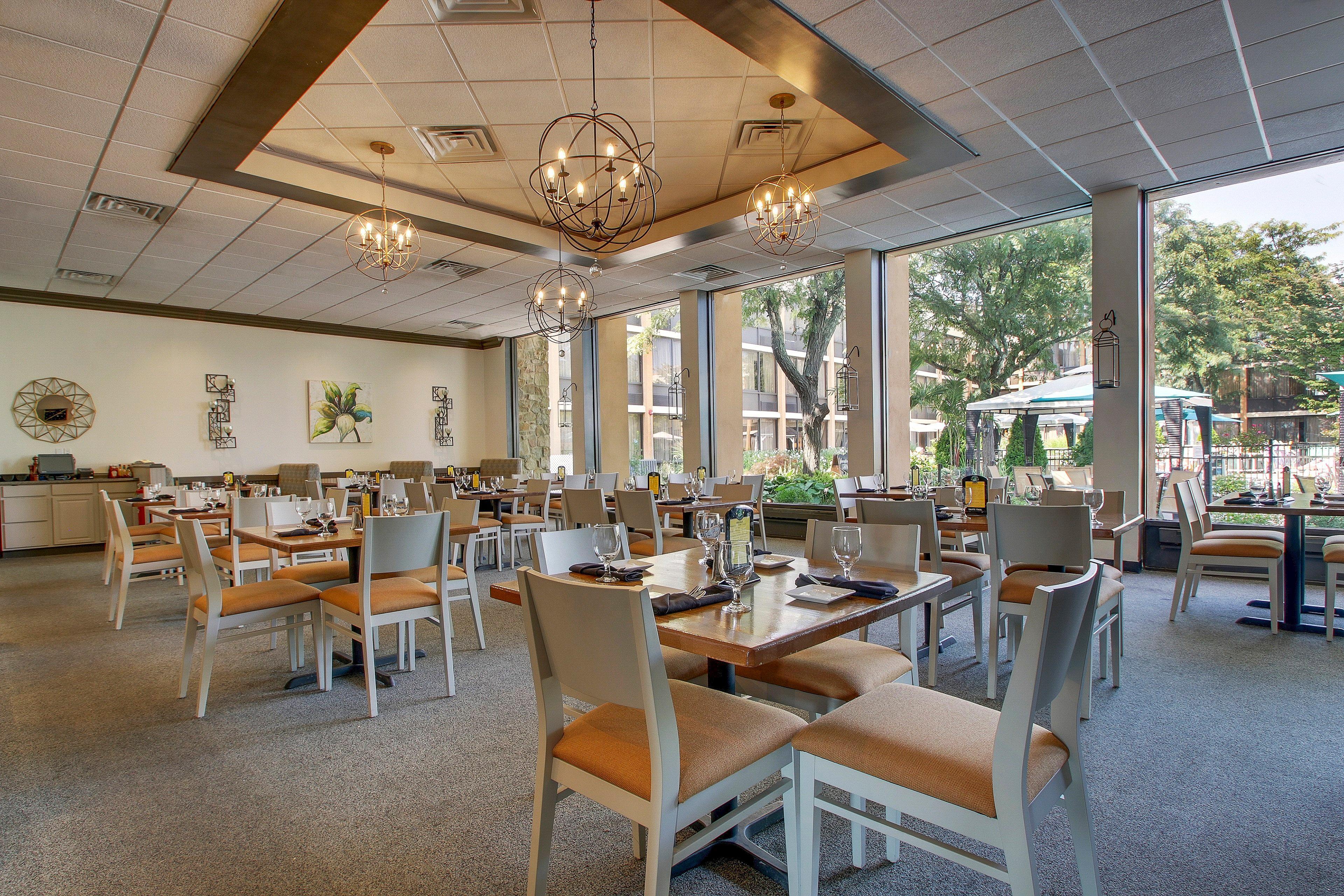 Holiday Inn Westbury-Long Island By Ihg Carle Place Exterior photo